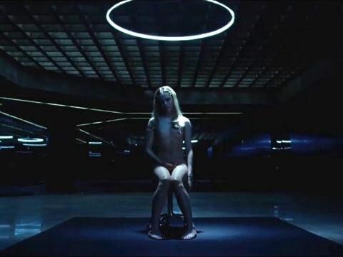 Evan Rachel Wood Nude In The First Episode Of “Westworld”