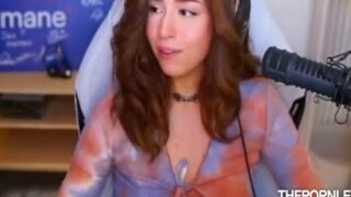 Pokimane Nude Nip Slip On Live Twitch Streamer! *NEW*